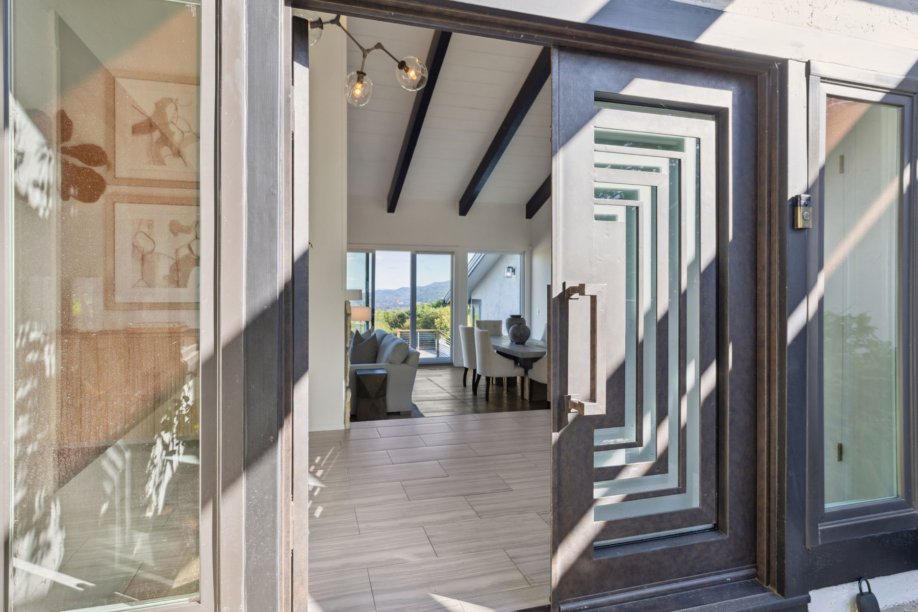 013-6-friars-lane.85146.p4k.007